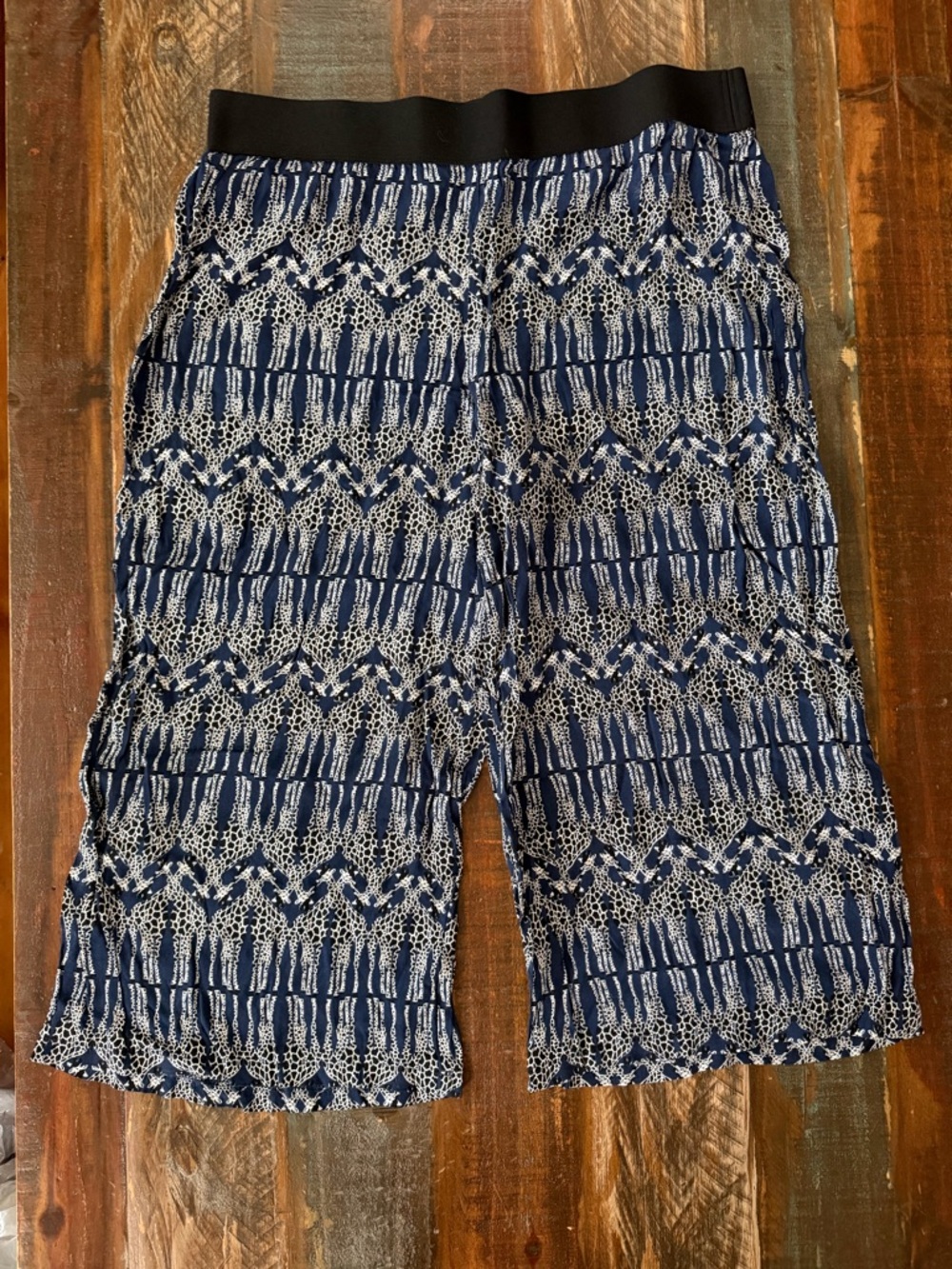 Alfani Women’s L Cropped Wide Leg Blue Giraffe Comfort Waist Pants | SKU 0002